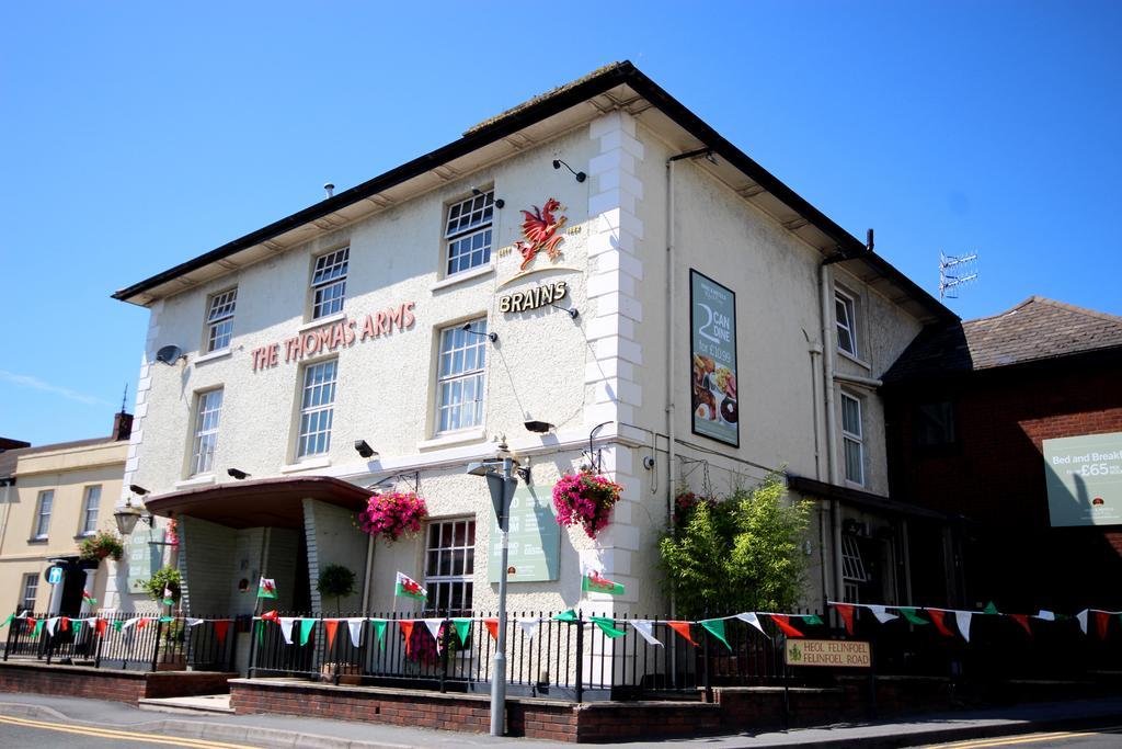 Thomas Arms Hotel Llanelli Exteriér fotografie